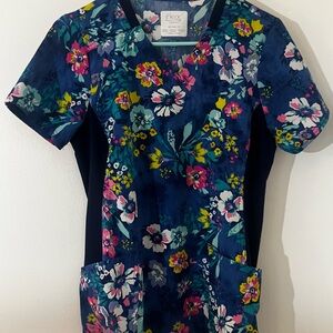 Cherokee Floral Short Sleeve Top - Navy and Pink